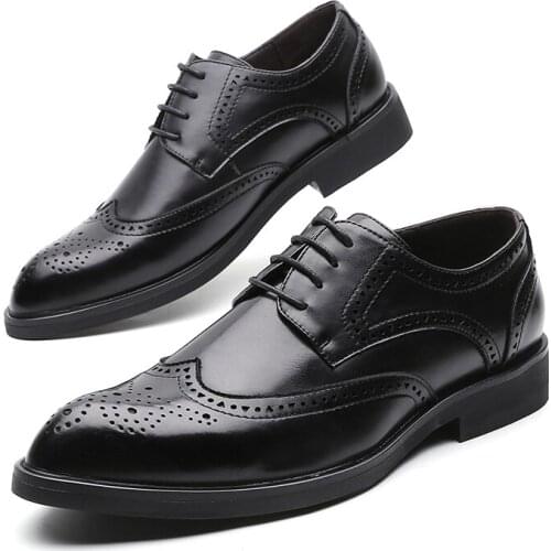 Men Dress Shoes Brogue Style Paty Leather Wedding Shoes Men Flats Leather Oxfords Formal Shoes