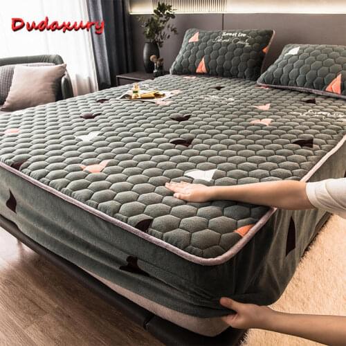 Crystal Velvet Thick Quilted Mattress Cover Breathable Fitted Sheet Washable Warm Bed Cover Queen King Mattress Dust Cover