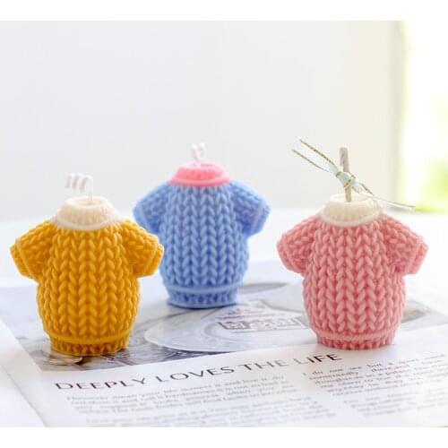 3D Cute Knitted Sweater DIY Silicone Scented Candle Making Mold Handmade Soap Kitchen Tools Christmas Cake Decorative Moulds