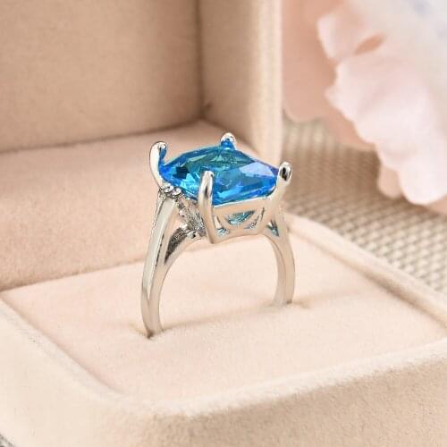 New Fashion Elegant Big Sea Blue Rhinestone Crystal Ring Women Lady Wedding Bride Party Rings Jewelry
