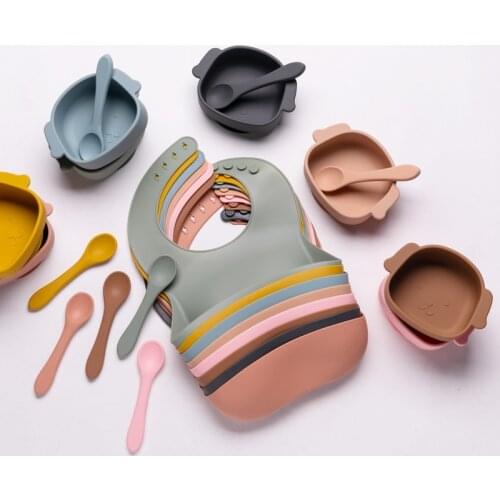 3pcs/set Baby Silicone Spoon Bib Cartoon Bowl Tableware Set Non-slip Childrens Suction Baby Feeding Accessories