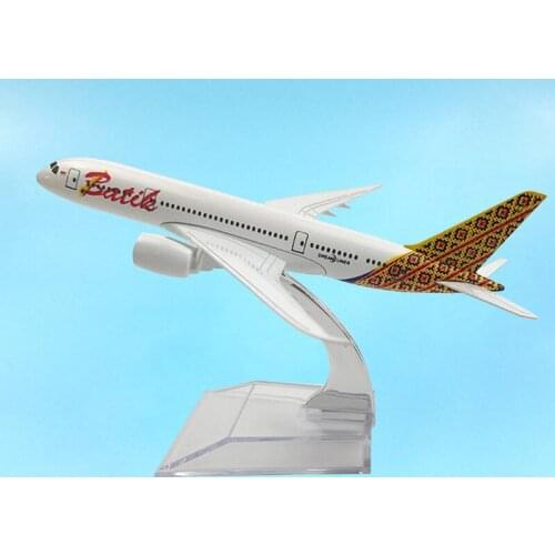 16CM 1:400 Scale Boeing B787 Model Toy Indonesia Batik Air Airlines with Base Airbus Aircraft Plane Collectible Display Souvenir