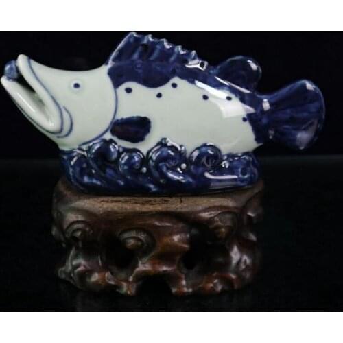 China Blue and white ceramic fish crafts statue