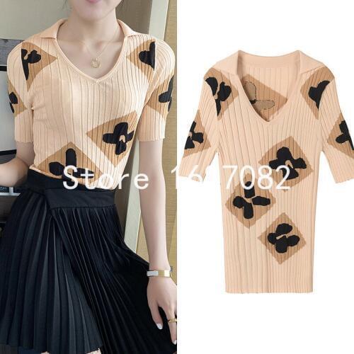 2020 Summer Fashion New Flowers Printed Sexy Deep V-neck Short Knitted T-shirts Women Tops JC519