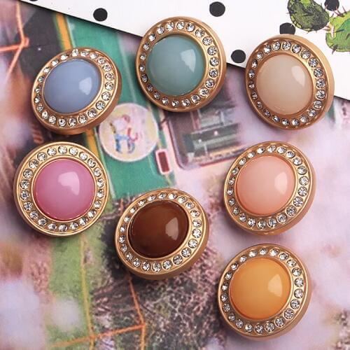 2020 New 5ps Round Multicolor Golden Womens coats Alloy With diamond clothing accessories buttons Wedding decoration