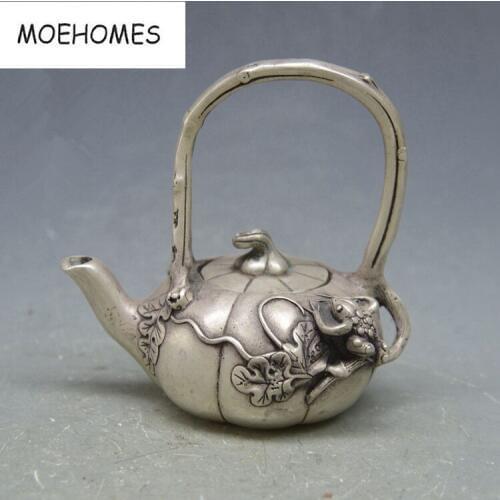 China Tibet Old Vintage decoration miao Silver Frog, lotus flower statue pot Teapot metal handicraft wine pot