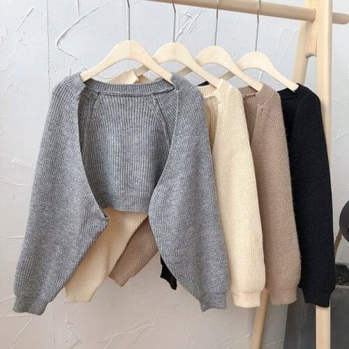 Womens clothes spring and autumn knitting Korean loose knitting long-sleeved sweater short coat