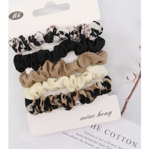 5 Pcs Leopard Scrunchies Velvet Hair Ties Elastic Hair Bands Set Ponytail Holders Rubber Band Hair Ring Women Hair Accessories