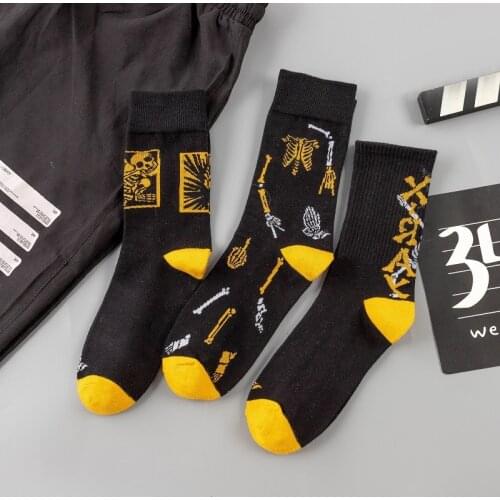 Fashion Socks Man Cool Men Long Socks Soft Cotton Comfortable Casual All-Match Hip-Hop Skateboard Socks Retro Street Punk Style