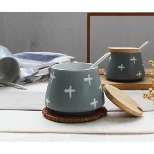 New Japanese Porcelain Seasoning Box Kitchen Supplies Seasoning Tank Creative