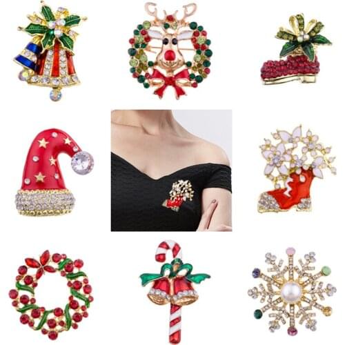 Rhinestone Jewelry Cartoon Xmas Golden Brooches Pin New Year Christmas Shoes Hat Gloves Clau Boots Deer Santa Claus Brooch