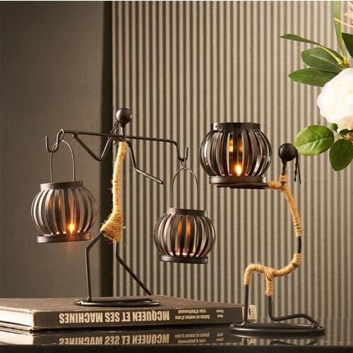 Creative Wrought Iron Candle Holder Candlelight Dinner Candle Holder Desktop Decoration for Home Hotel Restaurant Wine Decor