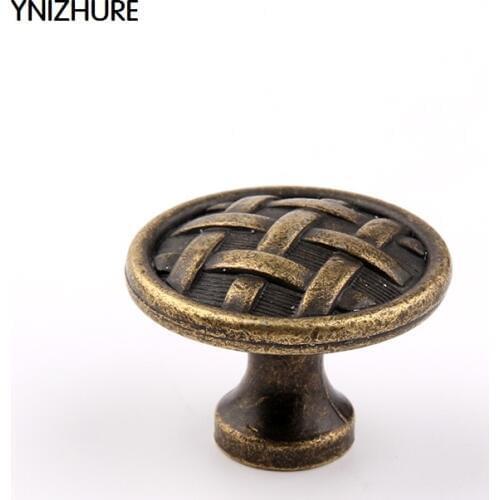 YNIZHURE 10pcs 34*25mm Antique Furniture Knob Decorative Bronze Zinc Alloy Single Hole / Pull Handle Hardware Accessories