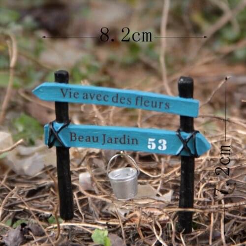 Action Figure random bucket signpost gardening Micro Landscape 7.2cm PVC garden ornament decoration Doll Model Anime