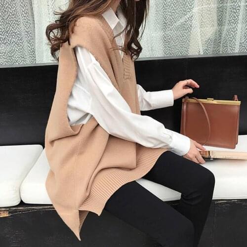 2021 autumn and winter ladies temperament new fashion simple V-neck sweater loose sleeveless solid color pullover knit top