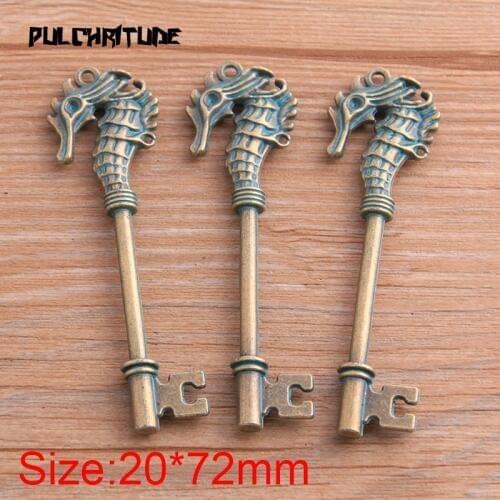 PULCHRITUDE 2pcs 20*72mm 2020 New Green Bronze Metal Zinc Alloy Long Key Charms Fit Jewelry Medical Plant Pendant Charms Makings