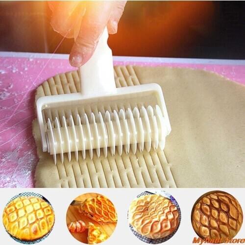 Plastic Pie Pizza Biscuit Cutting Machine Kitchen Baking Accessories Pastry Dough Bread Cookie Pizza Lattice Roller Cutter Knife
