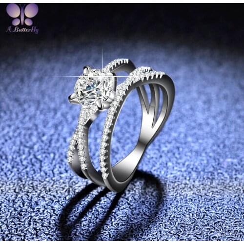925 Sterling Silver Moissanite Ring 1.0 Carat Round Cut D Color Very Shiny 4 Prong Line Engagement Ring High Quality Jewelry