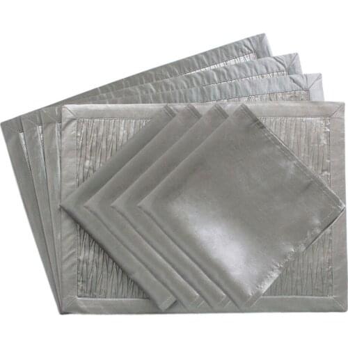 Set of 4pcs Pleat Design Silver Color placemat with 4pcs table napkin Christmas table set 13"x 18"/18"x18" GIFT SET