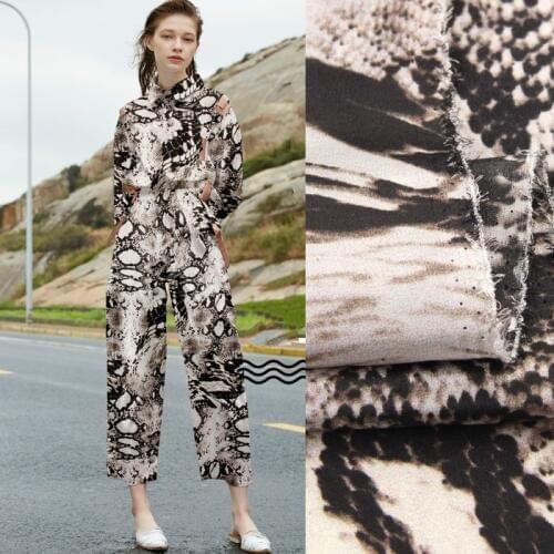 135CM Wide 12MM Snake Skin Print Silk Crepe de Chine Fabric for Summer Blouse Long and Short Pants Dress Shirt Clothes D946