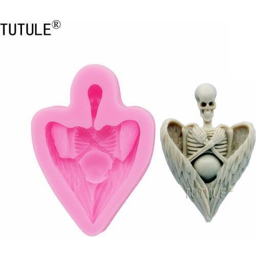 Skull and Wings Mold,silicone craft Cake Molds, resin, jewelry food , clays, flexible,fondant Zombie skull wing Mold