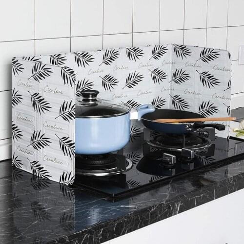Kitchen Aluminum Foil Oil Baffle Plate Gas Stove Oil Plate Household Cooking Oil Splash Insulation Plate