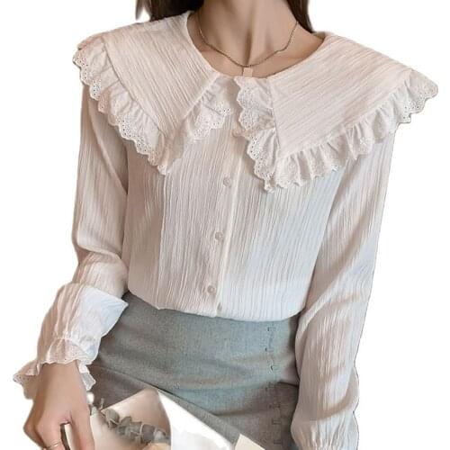 Camisas De Mujer 2021 Female Korean Fashion Button Women Blouse Doll Collar Sweet Womens Shirts Flare Sleeve White Blouses Femme