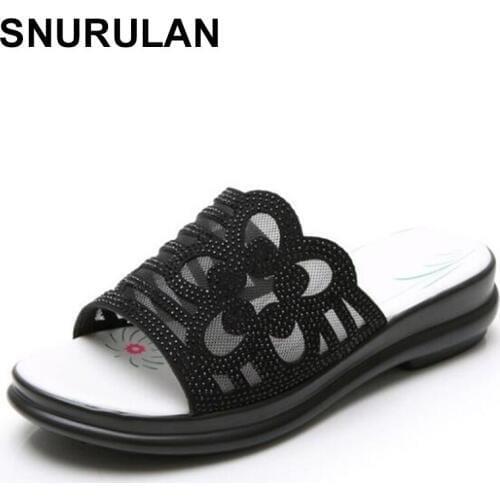 SNURULAN2020 famous breathable mesh rhinestone sandals women fashion thick soled slippers big size summer casual slippers women