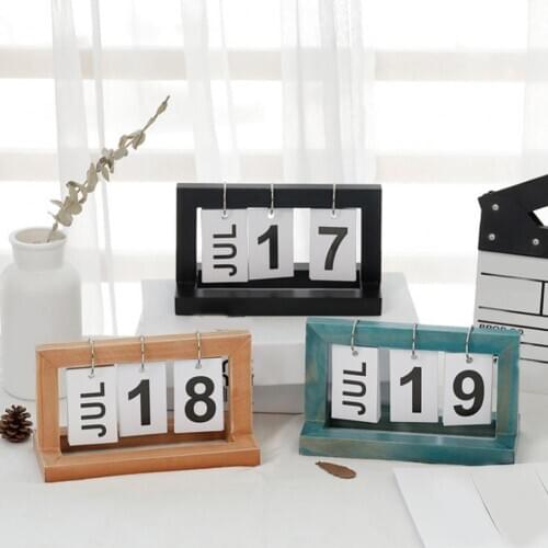 Creative Nordic Wooden Page-turning Calendar Ornament Study Desk Decoration