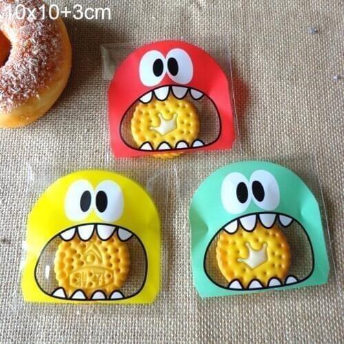300pcs10x10+3cm Cute Monster Print Self-adhesive Food Packing Bag Cellophane Bag Plastic Biscuit Party Favor Bag