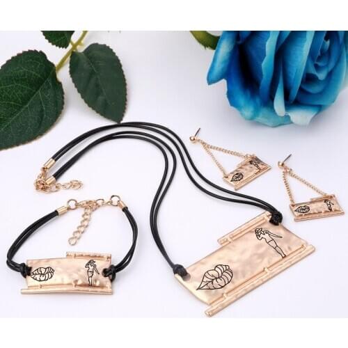 Fashion Gold Silver Plated Necklace Earring Bracelet bride vintage chain Dubai Jewelry Sets engraving For Women Wedding Gift