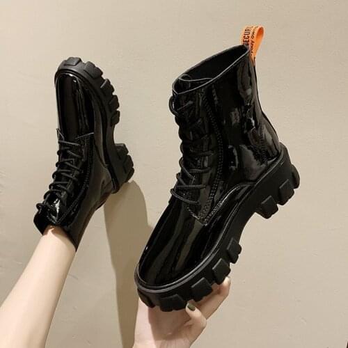 2021 Autumn and Winter New England Style Leather Single Boots Semi-High Heeled Handsome Hight-Top Motorcycle Boots