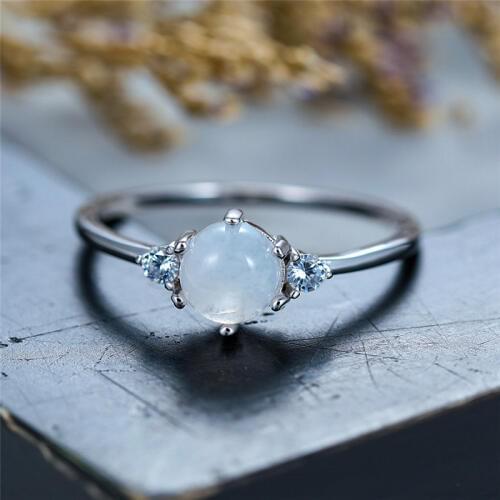 Cute Women Real Small Natural Moonstone Ring 100% 925 Sterling Silver Love Engagement Ring Vintage Round Wedding Band Rings
