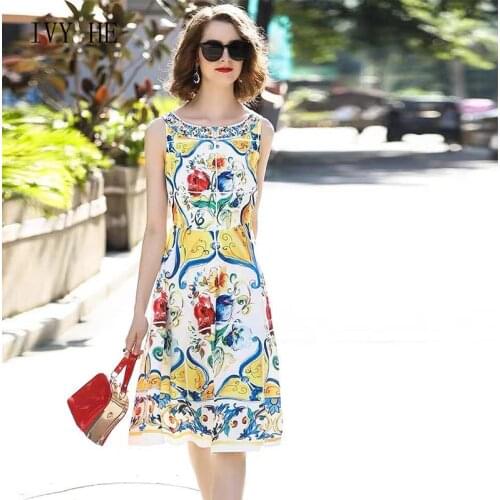 IVY HE Summer Womens Dress 2021 European Model Show New Pattern Womens Dresses With Fashionable Slim Suspender Print Dress