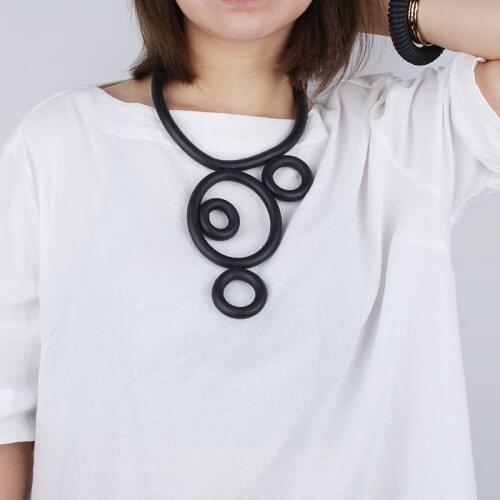 JID Women Statement Thick Chain Choker Necklace Goth Big Thick Circle Pendant Necklace Jewellery Charms Neck Decoration 2021