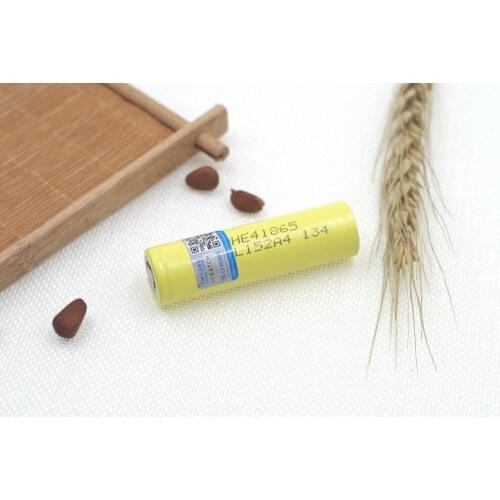 3 pcs. New he4 18650 Li-ion battery 3.7 V 2500 mAh battery can hold electronic special 20A 30A discharge