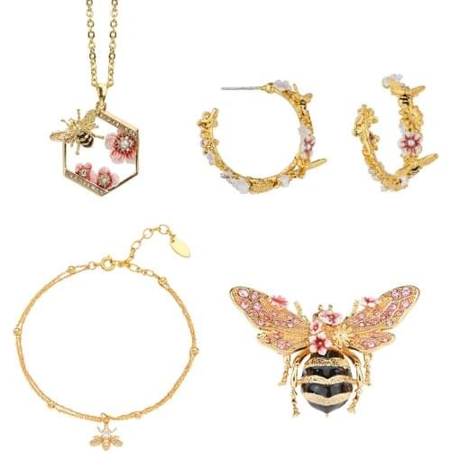 Fashion Bee Jewelry Sets For Women Cute Lovely Insect Flowers Earring Necklace Bracelet Brooch Lady Female Party Accessories