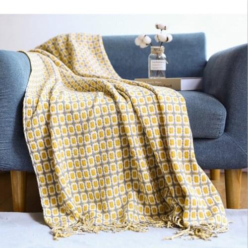 Checkered Pattern Knitted Chair Lounge Blanket Bed Plaid Tapestry Bedspread Women Outdoor Beach Sandy Towels Cape
