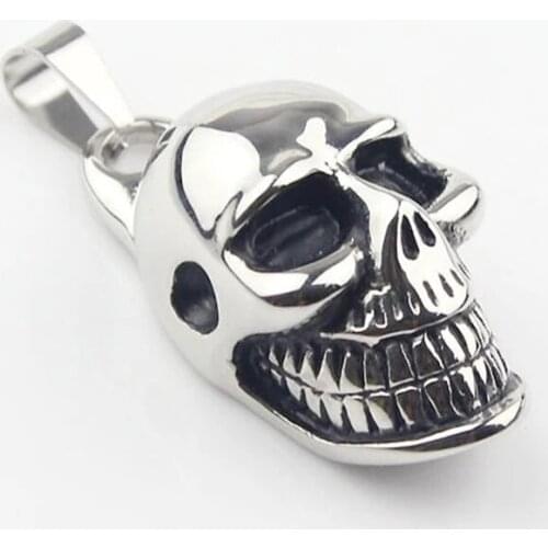 Silver color Mens 316L Stainless Steel Skull Biker Motorcycle Club Pendant