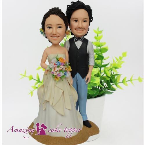 2019 AMAZING CAKE TOPPER Hawaii Island Romantic Wedding Pretty Wedding DressToys Custom Polymer Clay Figure From Pictures