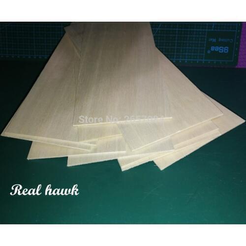 10pcs 250x110x1.5mm EXCELLENT QUALITY Model Balsa wood sheets for airplane boat Military Models model DIY
