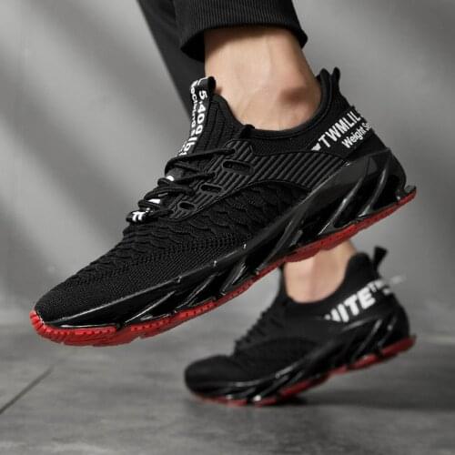 New Blade Running Shoes for Men 2021 Men Jogging Walking Sports Shoes Outdoor Trekking Leisure Summer Running Zapatills Sneakers
