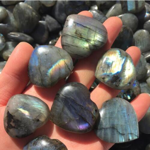Natural irregular crystal Labradorite Heart pendant Moonstone Sunstone Pendant Divination spiritual meditation Jewelry Pendants