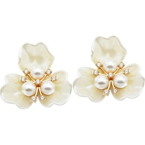 Julie Wang 4PCS White Acrylic Flower Charms Pearl Rhinestone Flatback Cabochon Jewelry Making Phone Case Decoration Accessory