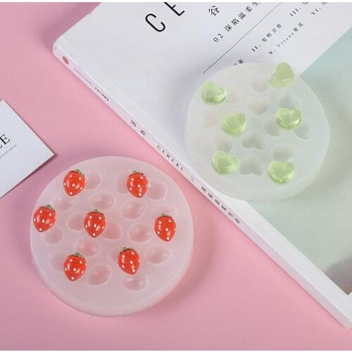 Mini Cute Strawberry Fondant Silicone Mold Love Heart Candle Chocolate Soap Mould Candy Cake Decorating Kitchen Baking Tool