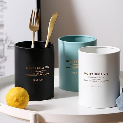 E-SHOW Storage Containers