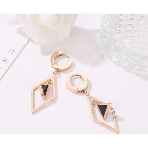 South Korea The New Geometry Ms Punk Fashion Stainless Steel Earrings, Costly Contracted Personality Girl Ear Ring Jewelry Gifts