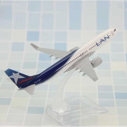16CM 1/400 Scale B737 Chile LAN Airlines Plane Model Alloy with base Aircraft collectible display Airplanes collection