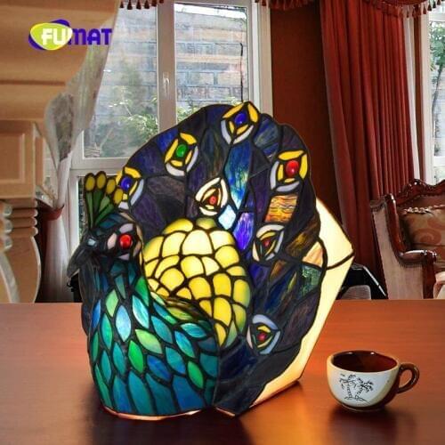 FUMAT European creative Tiffany Green Peacock Decoration Tiffany Stained Glass Creative Living Room Bedroom Study Table Lamp