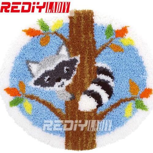 DIY Latch Hook Rug Kits Unfinished Crocheting Tapestry 3D Yarn Needlework Cushion Set for Embroidery Carpet Fox On The Tree Mat